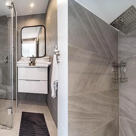 아파트 Penthouse With 250 Sqm Roof Terrace Near The *